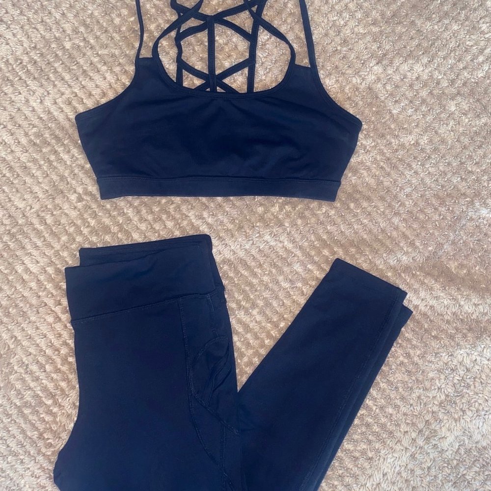 Forever 21 Black Sports Bra & Leggings